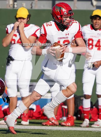 Thumbnail 2 in Coronado vs Red Oak (UIL 5A Division 1 Regional) photogallery.