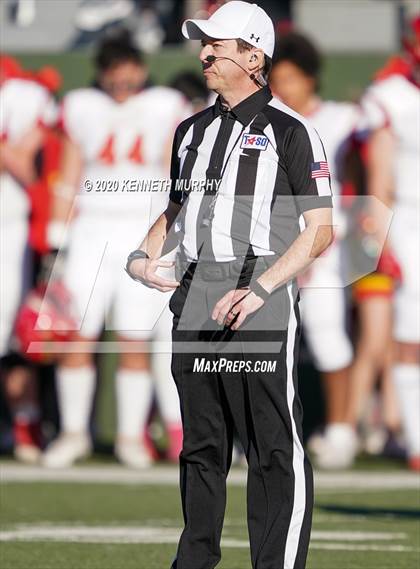 Thumbnail 3 in Coronado vs Red Oak (UIL 5A Division 1 Regional) photogallery.