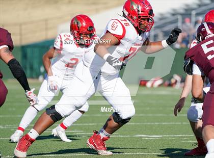Thumbnail 1 in Coronado vs Red Oak (UIL 5A Division 1 Regional) photogallery.