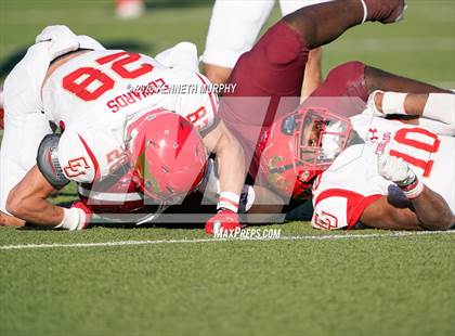 Thumbnail 2 in Coronado vs Red Oak (UIL 5A Division 1 Regional) photogallery.