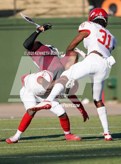 Thumbnail 3 in Coronado vs Red Oak (UIL 5A Division 1 Regional) photogallery.