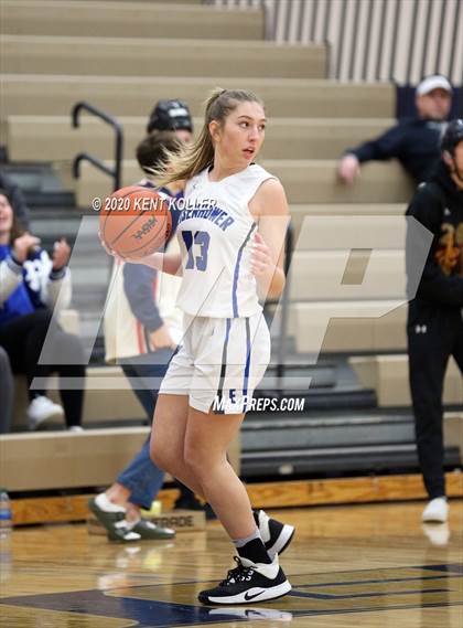 Thumbnail 3 in Rochester vs Utica Eisenhower (MHSAA District Final) photogallery.