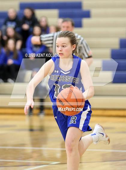 Thumbnail 2 in Rochester vs Utica Eisenhower (MHSAA District Final) photogallery.