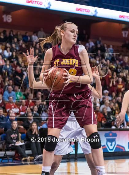 Thumbnail 1 in Cromwell vs. St. Joseph (CIAC Class M Final) photogallery.