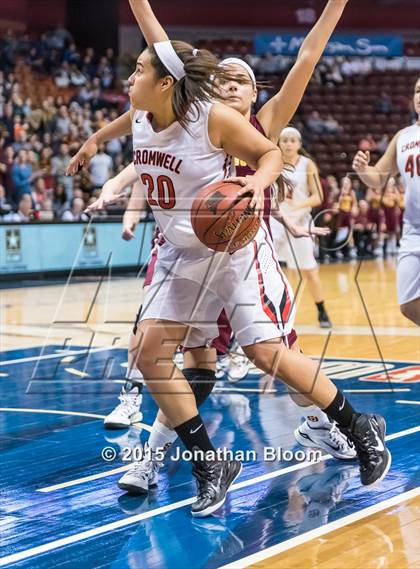 Thumbnail 2 in Cromwell vs. St. Joseph (CIAC Class M Final) photogallery.