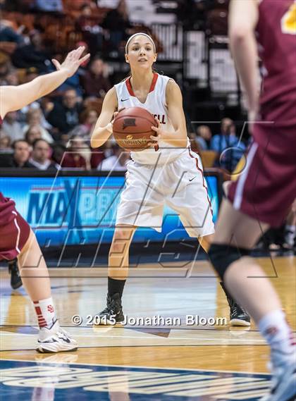 Thumbnail 3 in Cromwell vs. St. Joseph (CIAC Class M Final) photogallery.