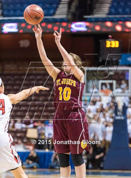 Thumbnail 1 in Cromwell vs. St. Joseph (CIAC Class M Final) photogallery.