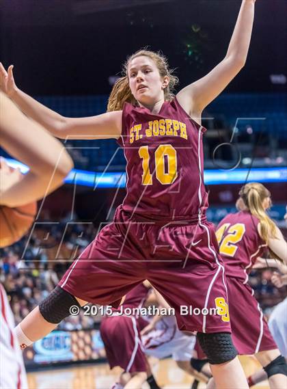 Thumbnail 1 in Cromwell vs. St. Joseph (CIAC Class M Final) photogallery.