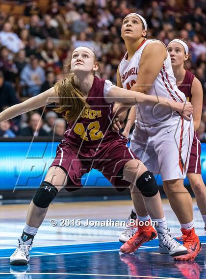 Thumbnail 2 in Cromwell vs. St. Joseph (CIAC Class M Final) photogallery.