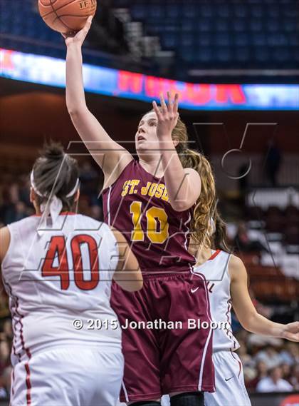 Thumbnail 3 in Cromwell vs. St. Joseph (CIAC Class M Final) photogallery.