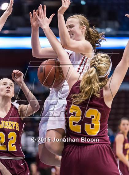 Thumbnail 2 in Cromwell vs. St. Joseph (CIAC Class M Final) photogallery.