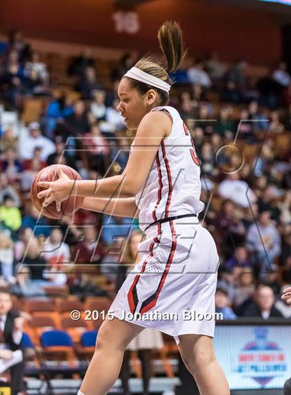 Thumbnail 2 in Cromwell vs. St. Joseph (CIAC Class M Final) photogallery.