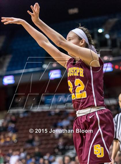 Thumbnail 3 in Cromwell vs. St. Joseph (CIAC Class M Final) photogallery.