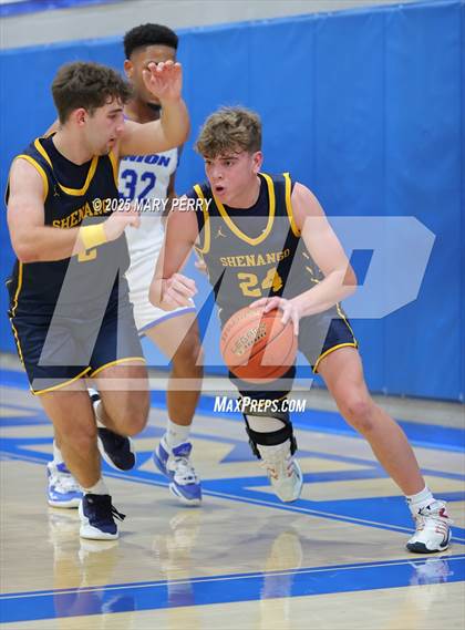 Thumbnail 2 in Shenango @ Union Area photogallery.