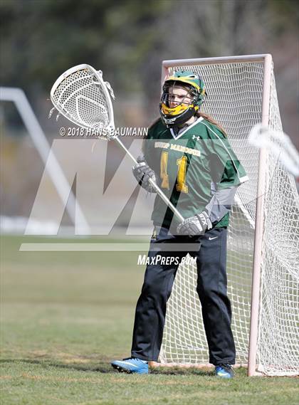Thumbnail 2 in Truckee vs Bishop Manogue photogallery.