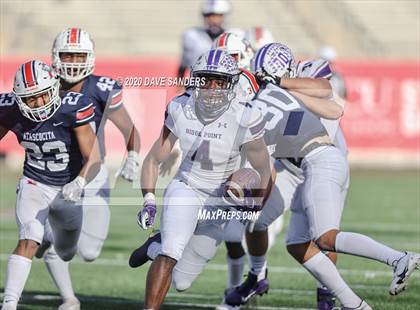 Thumbnail 3 in Ridge Point @ Atascocita (UIL 6A Division 1 Regional Semifinal) photogallery.