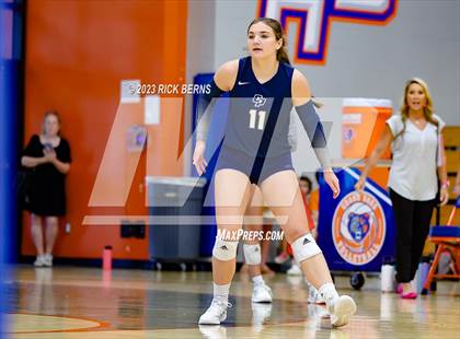 Thumbnail 1 in Grand Oaks vs College Park photogallery.