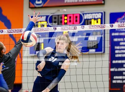 Thumbnail 1 in Grand Oaks vs College Park photogallery.