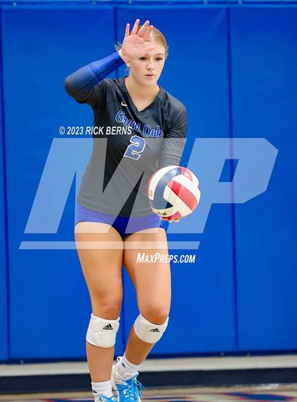 Thumbnail 2 in Grand Oaks vs College Park photogallery.