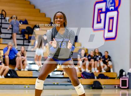 Thumbnail 1 in Grand Oaks vs College Park photogallery.