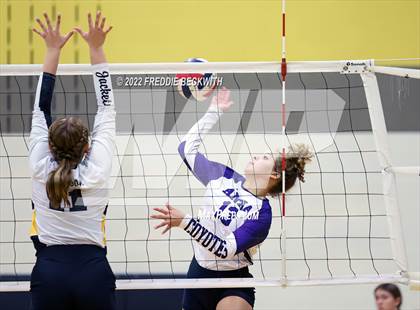 Thumbnail 3 in Anna vs. Denison (Denison Invitational Showcase) photogallery.
