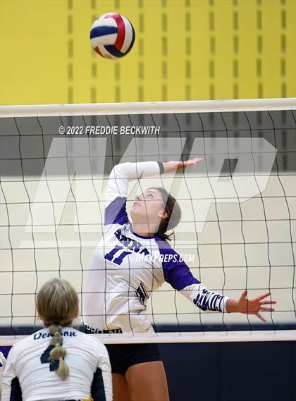 Thumbnail 2 in Anna vs. Denison (Denison Invitational Showcase) photogallery.