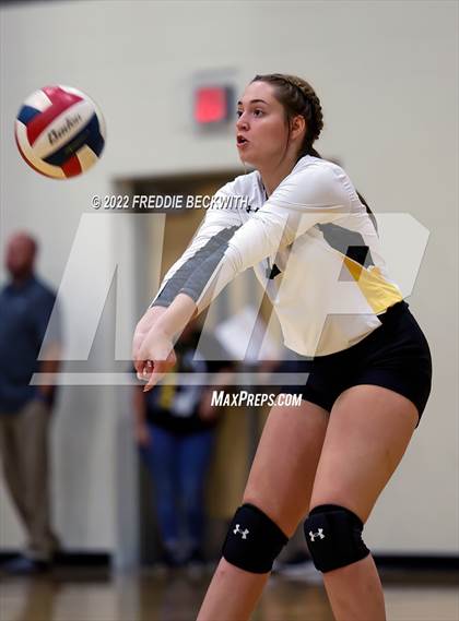 Thumbnail 1 in Anna vs. Denison (Denison Invitational Showcase) photogallery.