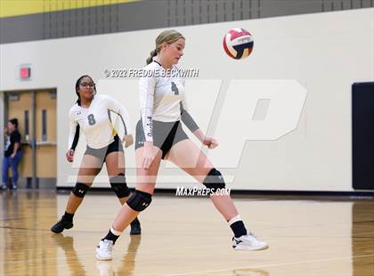 Thumbnail 1 in Anna vs. Denison (Denison Invitational Showcase) photogallery.