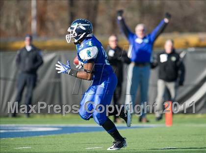 Thumbnail 2 in Cathedral vs. Blue Hills RVT (MIAA Division 4A East Final) photogallery.