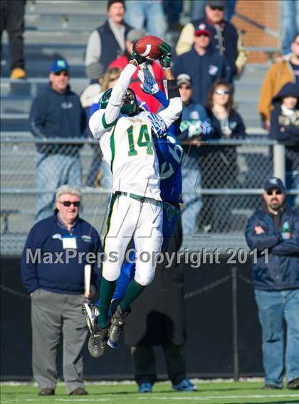 Thumbnail 3 in Cathedral vs. Blue Hills RVT (MIAA Division 4A East Final) photogallery.