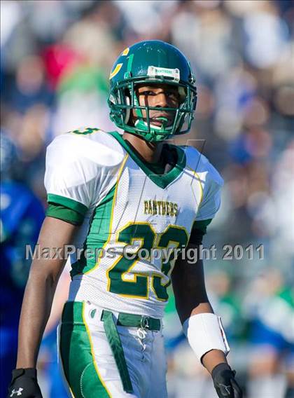 Thumbnail 1 in Cathedral vs. Blue Hills RVT (MIAA Division 4A East Final) photogallery.
