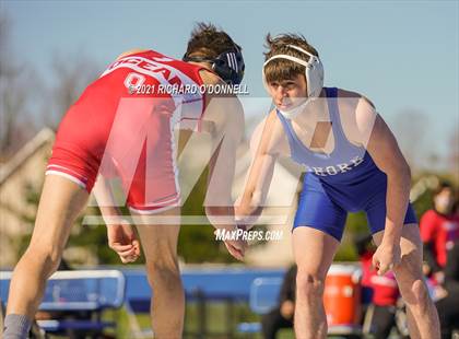 Thumbnail 2 in Ocean Township vs Shore Regional photogallery.