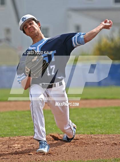 Thumbnail 2 in East Catholic @ Glastonbury photogallery.