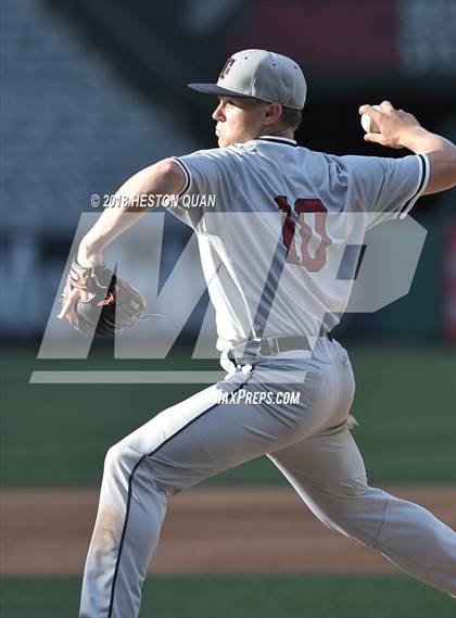 Thumbnail 2 in St. Margaret's vs. Saddleback Valley Christian photogallery.