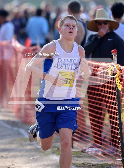 Thumbnail 2 in CIF State Cross Country Championships (Boys D1 Race) photogallery.
