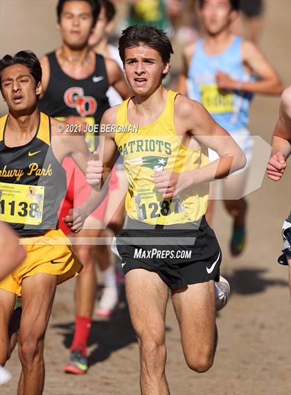 Thumbnail 2 in CIF State Cross Country Championships (Boys D1 Race) photogallery.