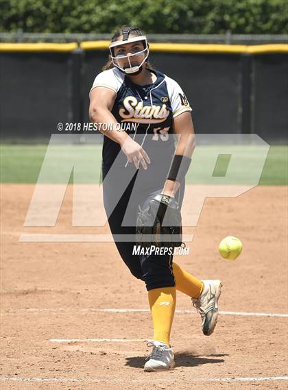 Thumbnail 2 in Mary Star of the Sea vs. Highland (CIF-SS D6 Final) photogallery.