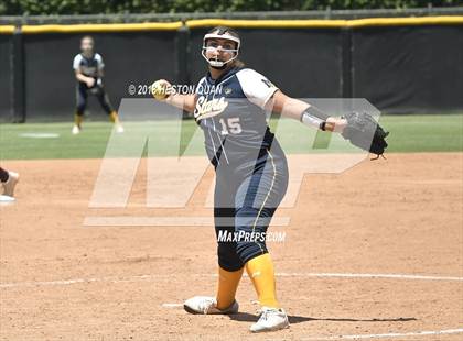 Thumbnail 2 in Mary Star of the Sea vs. Highland (CIF-SS D6 Final) photogallery.