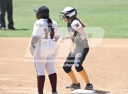 Thumbnail 2 in Mary Star of the Sea vs. Highland (CIF-SS D6 Final) photogallery.