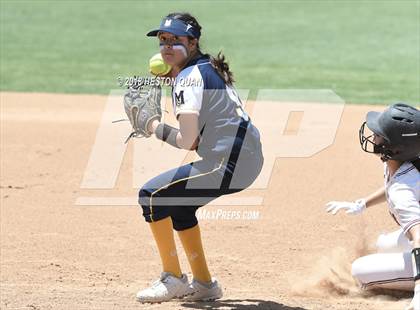 Thumbnail 2 in Mary Star of the Sea vs. Highland (CIF-SS D6 Final) photogallery.