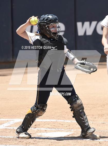 Thumbnail 3 in Mary Star of the Sea vs. Highland (CIF-SS D6 Final) photogallery.