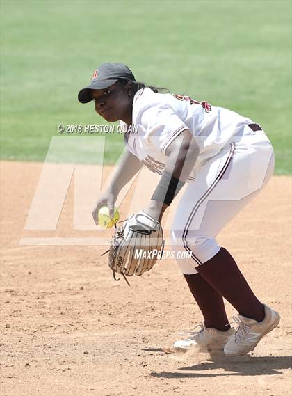 Thumbnail 3 in Mary Star of the Sea vs. Highland (CIF-SS D6 Final) photogallery.