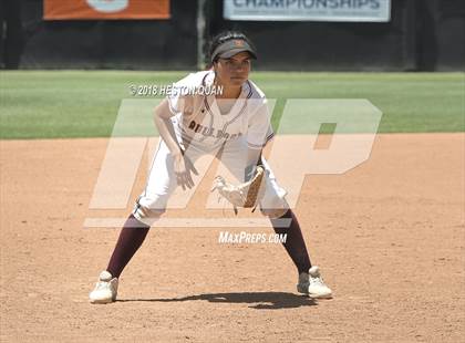 Thumbnail 3 in Mary Star of the Sea vs. Highland (CIF-SS D6 Final) photogallery.