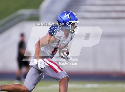 Thumbnail 3 in Los Alamitos @ Buchanan photogallery.