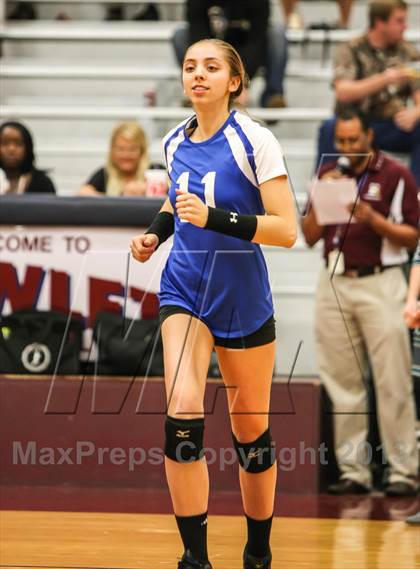 Thumbnail 2 in Pearce [J. J.] vs Mckinney (UIL Bi-District Playoff) photogallery.
