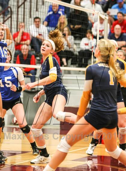 Thumbnail 3 in Pearce [J. J.] vs Mckinney (UIL Bi-District Playoff) photogallery.