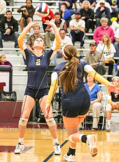 Thumbnail 3 in Pearce [J. J.] vs Mckinney (UIL Bi-District Playoff) photogallery.