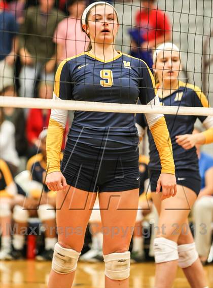 Thumbnail 3 in Pearce [J. J.] vs Mckinney (UIL Bi-District Playoff) photogallery.