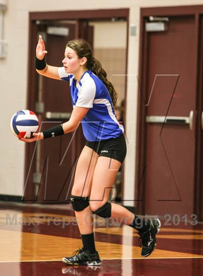Thumbnail 1 in Pearce [J. J.] vs Mckinney (UIL Bi-District Playoff) photogallery.