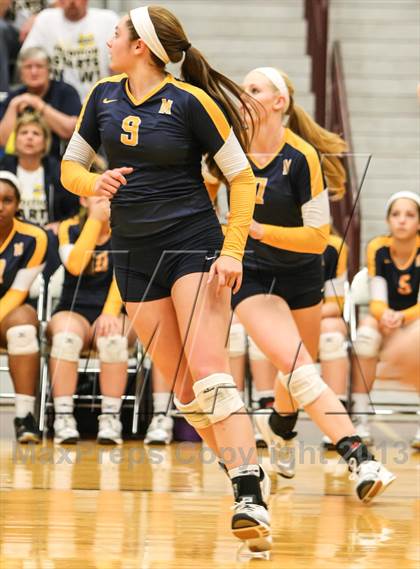 Thumbnail 3 in Pearce [J. J.] vs Mckinney (UIL Bi-District Playoff) photogallery.